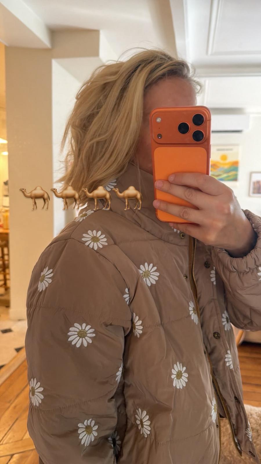 Navy puffer jacket