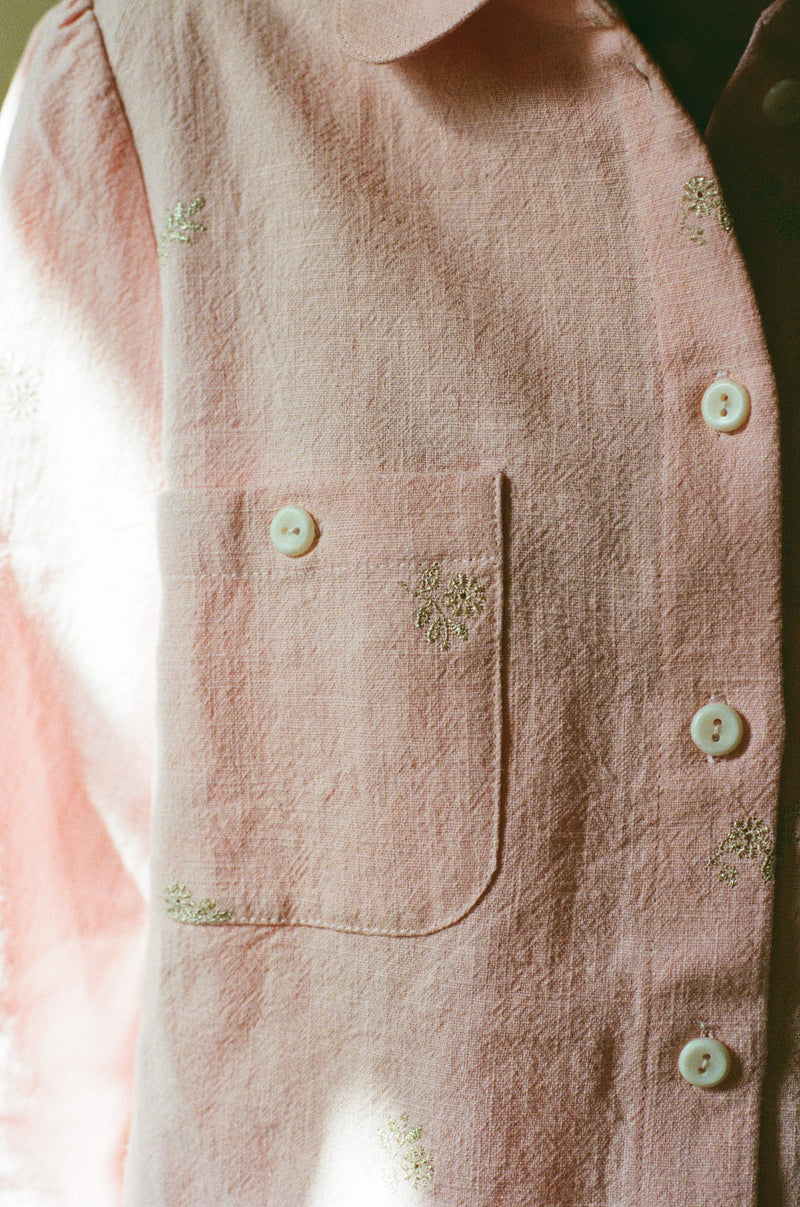 Vic shirt in embroidered pink linen