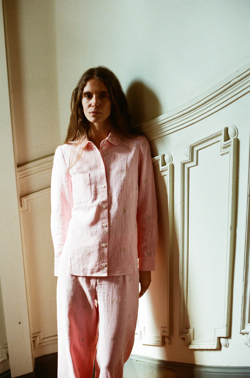 Vic shirt in embroidered pink linen